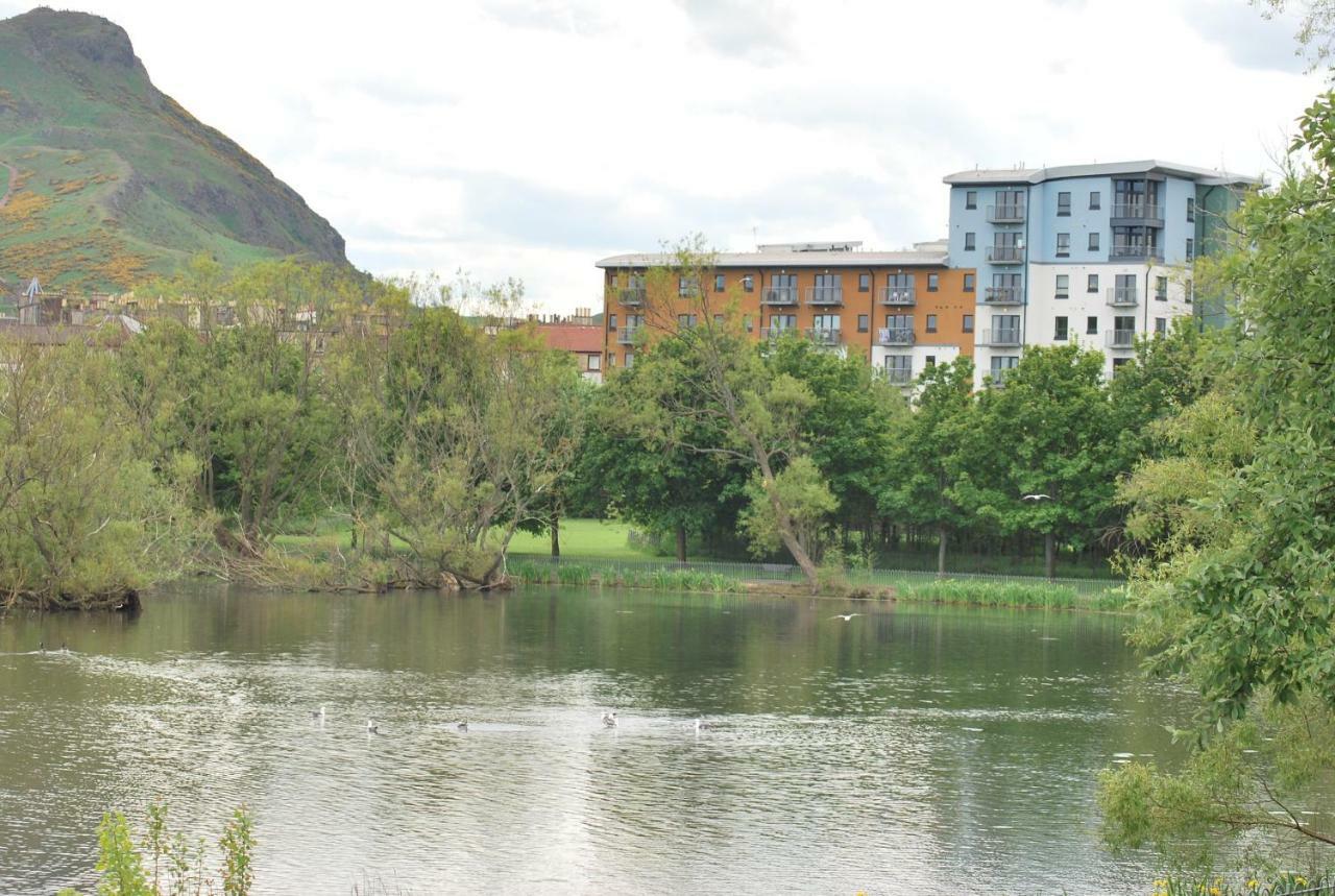 Lochend Park View Apartment Εδιμβούργο Εξωτερικό φωτογραφία